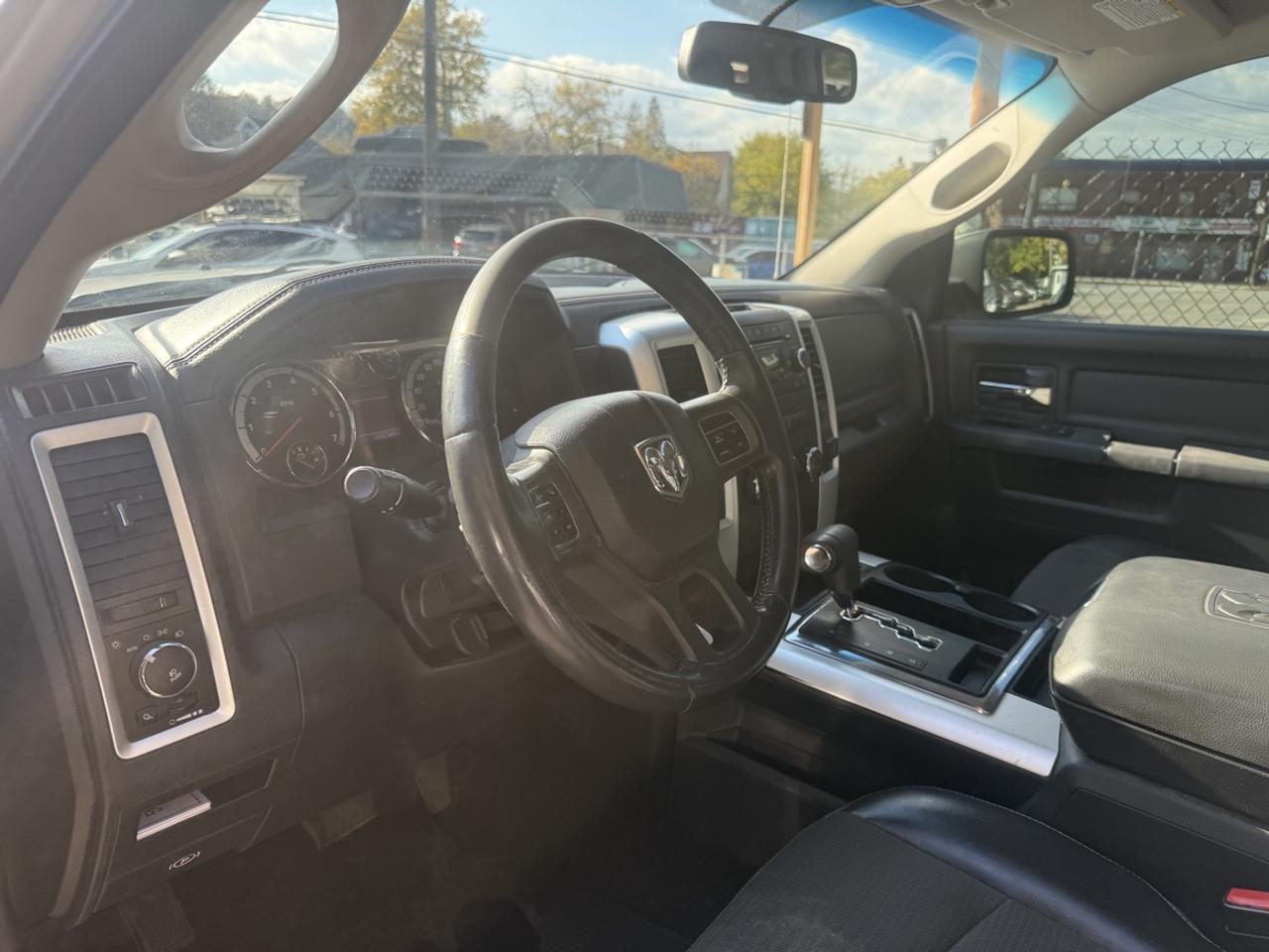 2012 Dodge Ram SPORT Photo