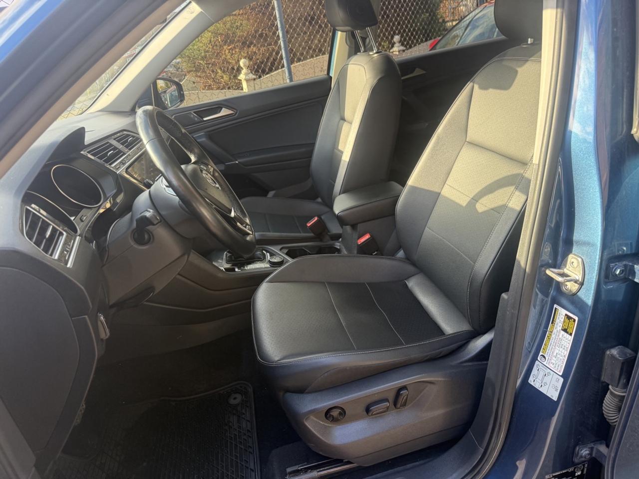 2018 Volkswagen Tiguan COMFORTLINE Photo