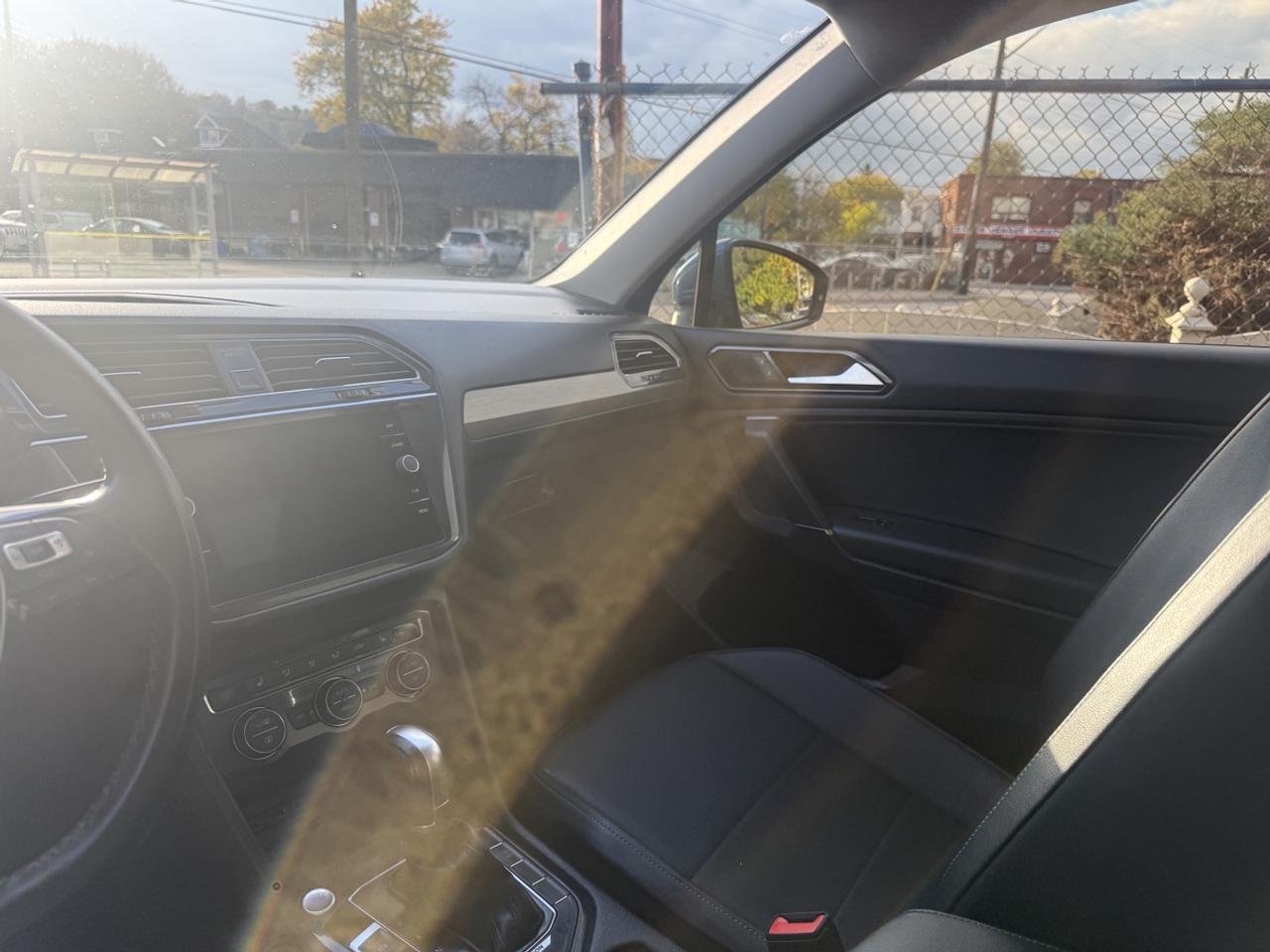2018 Volkswagen Tiguan COMFORTLINE Photo