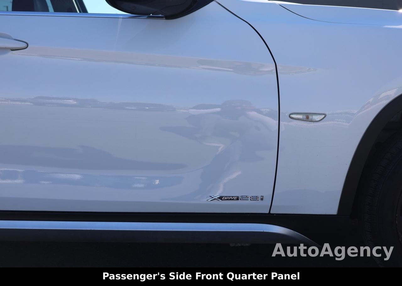 2012 BMW X1 xDrive28i Photo