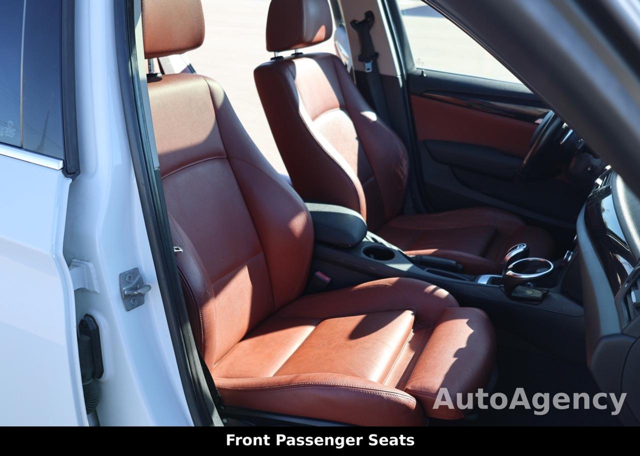 2012 BMW X1 xDrive28i Photo