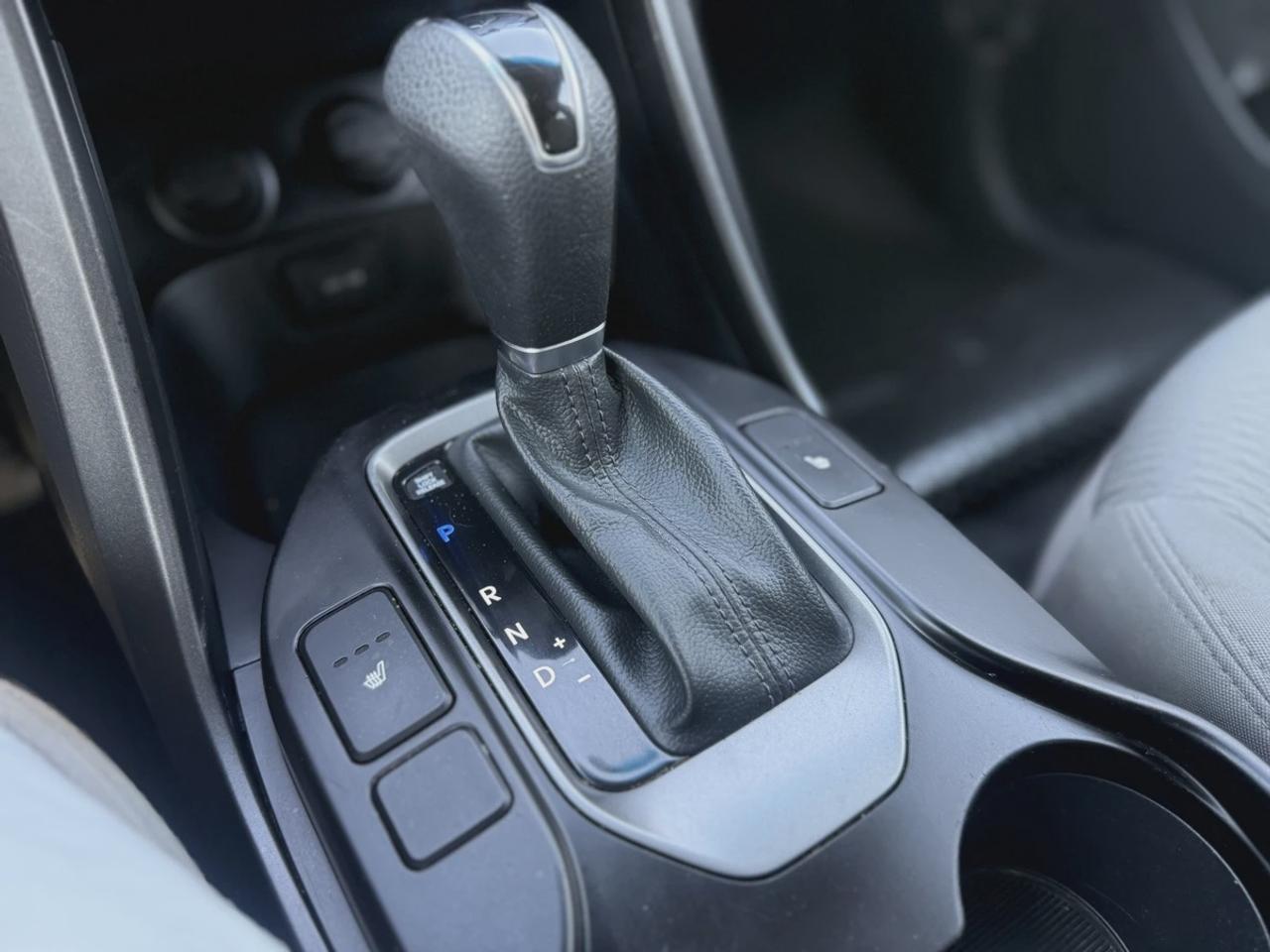 2015 Hyundai Santa Fe Sport Premium Photo