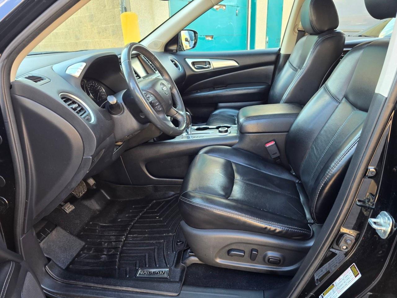 2017 Nissan Pathfinder 4WD 4DR SL Photo