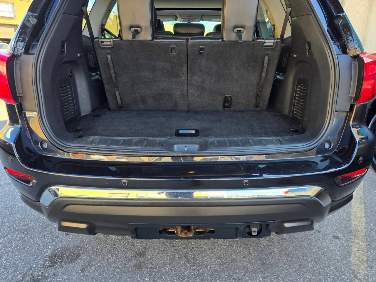 2017 Nissan Pathfinder 4WD 4DR SL Photo