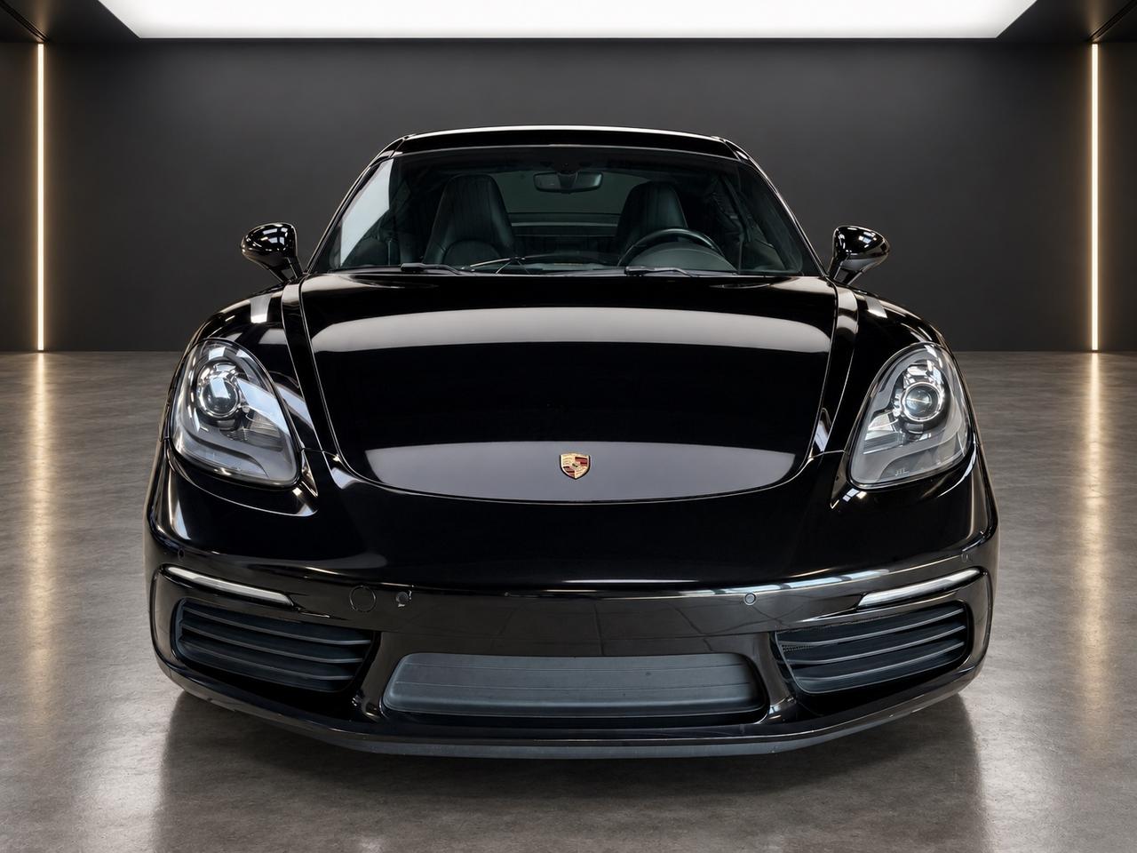 2018 Porsche 718 Cayman  Photo