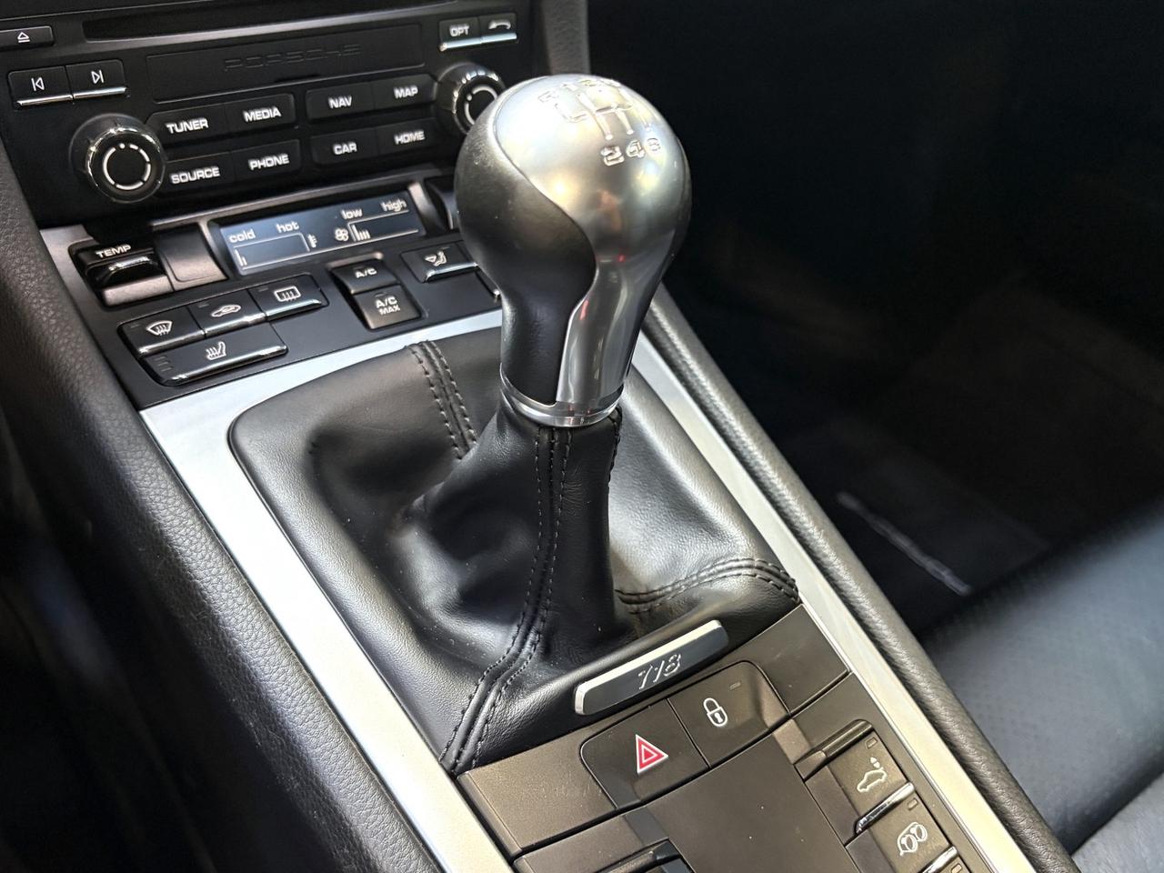 2018 Porsche 718 Cayman  Photo