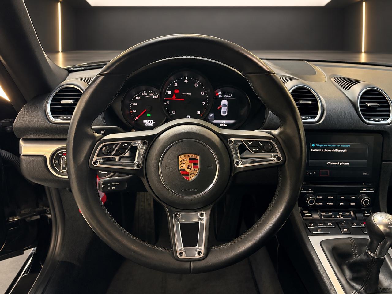 2018 Porsche 718 Cayman  Photo