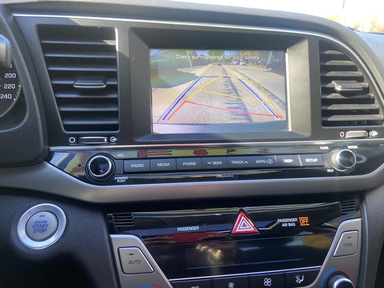 2017 Hyundai Elantra SE Photo