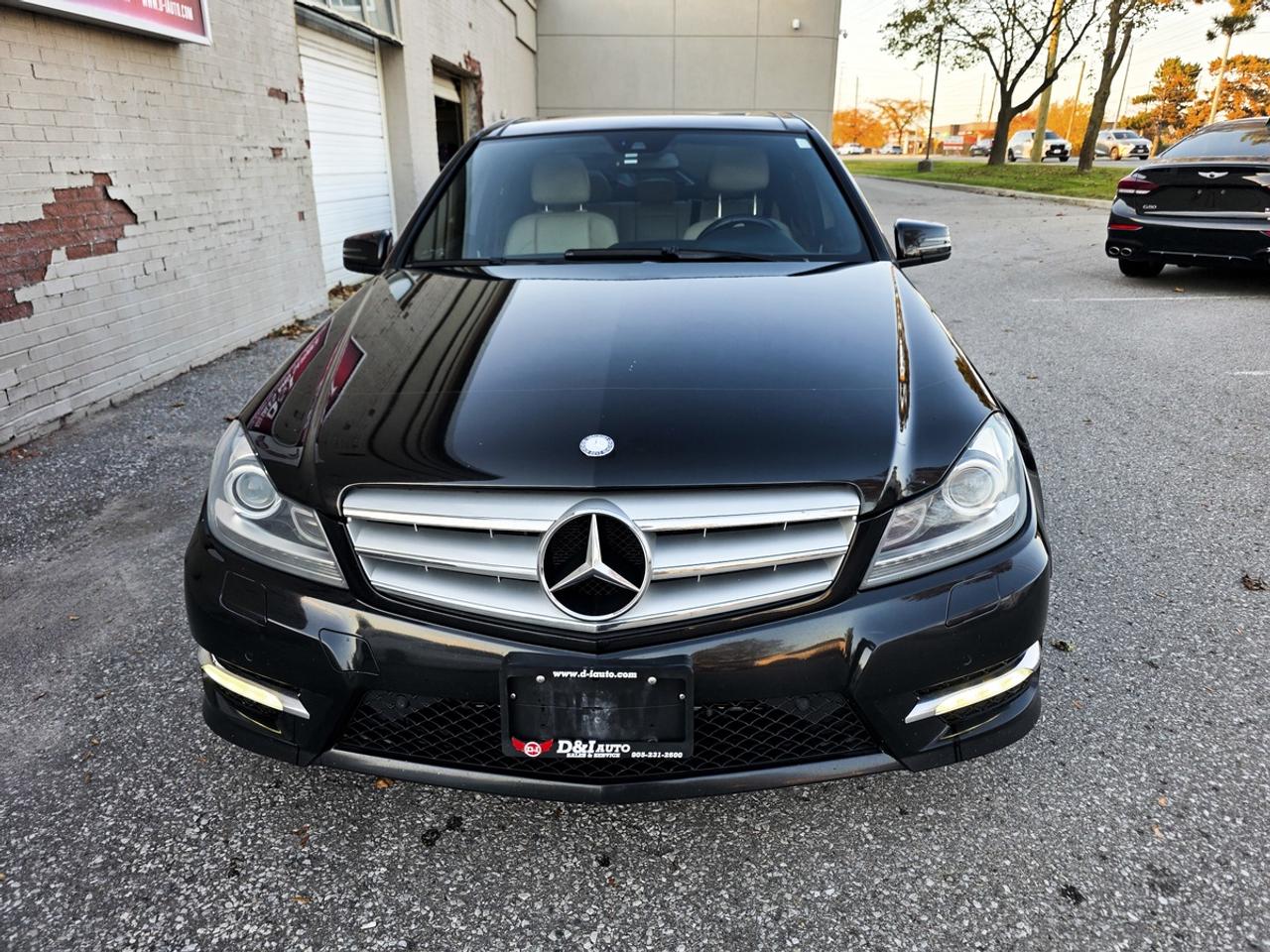 2012 Mercedes-Benz E-Class E350 Photo1