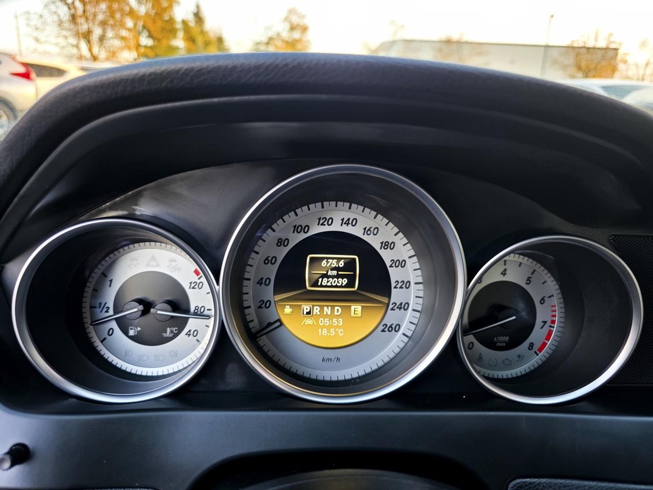 2012 Mercedes-Benz E-Class E350 Photo