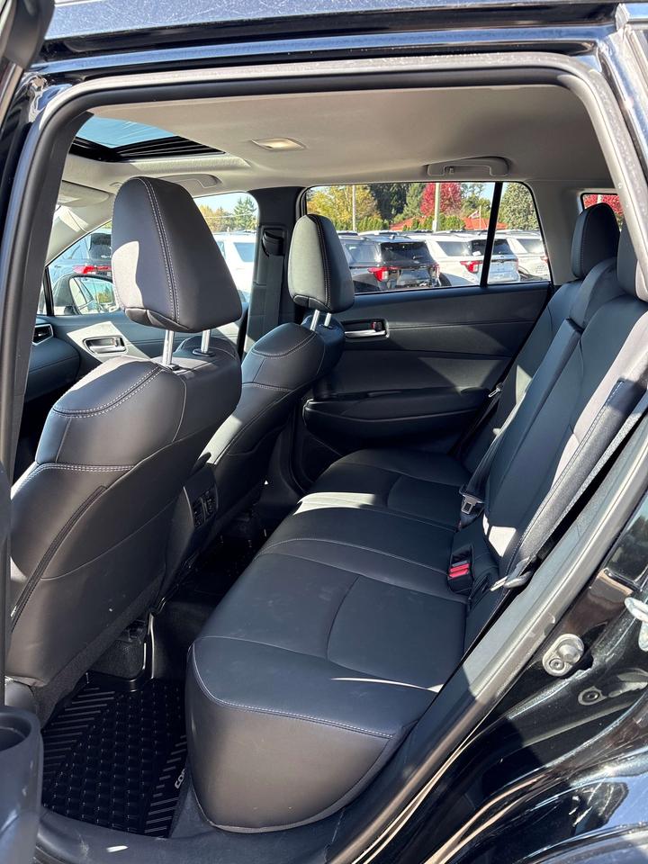 2023 Toyota Corolla Cross XLE Photo