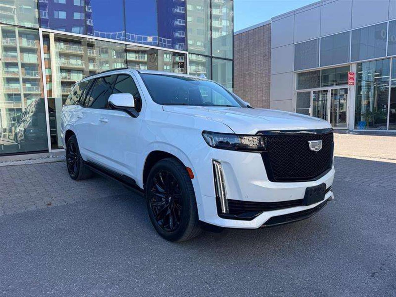 2024 Cadillac Escalade Sport Photo