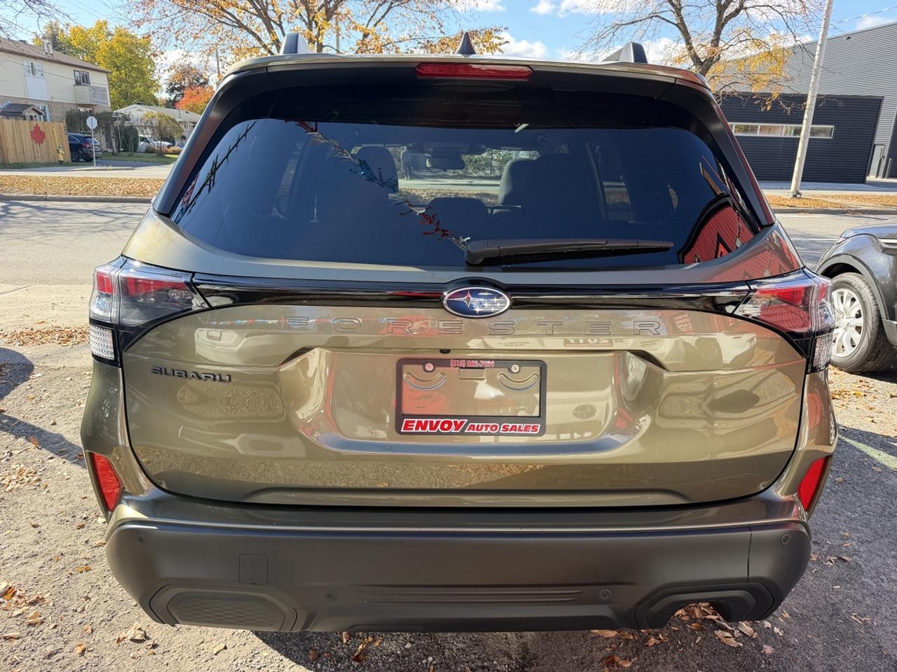 2025 Subaru Forester TOURING Photo