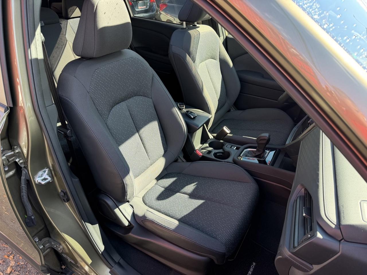 2025 Subaru Forester TOURING Photo