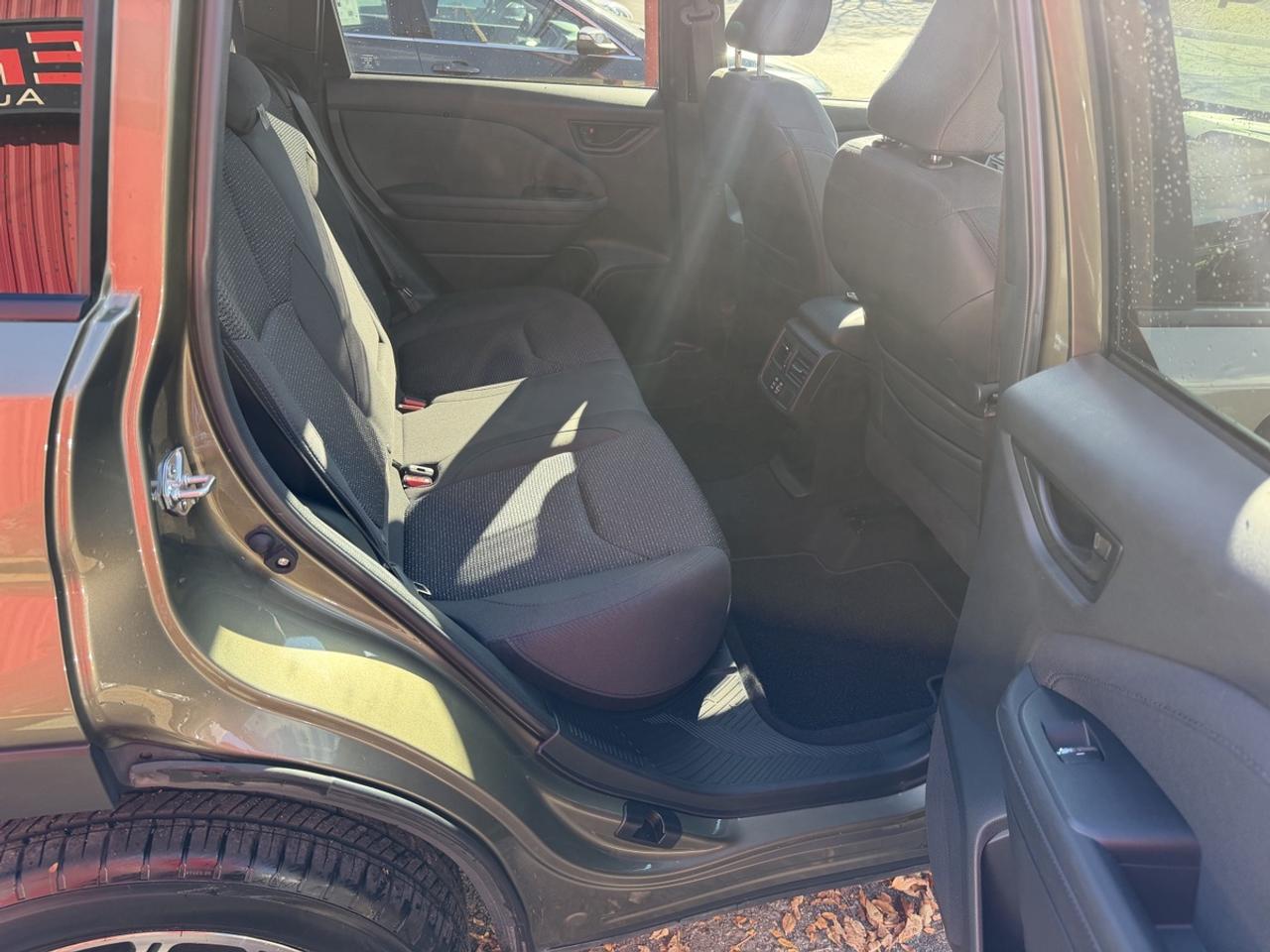 2025 Subaru Forester TOURING Photo
