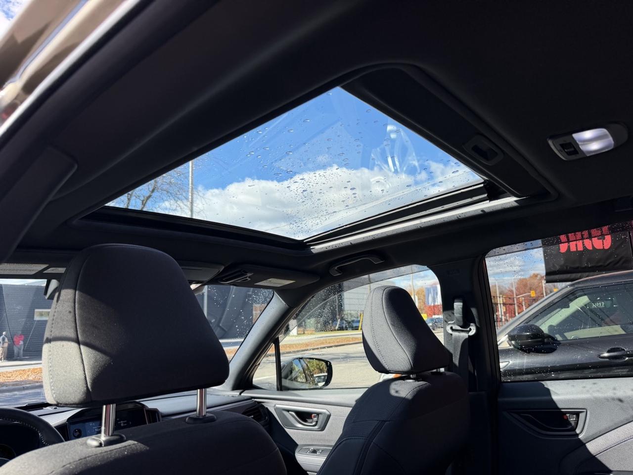 2025 Subaru Forester TOURING Photo