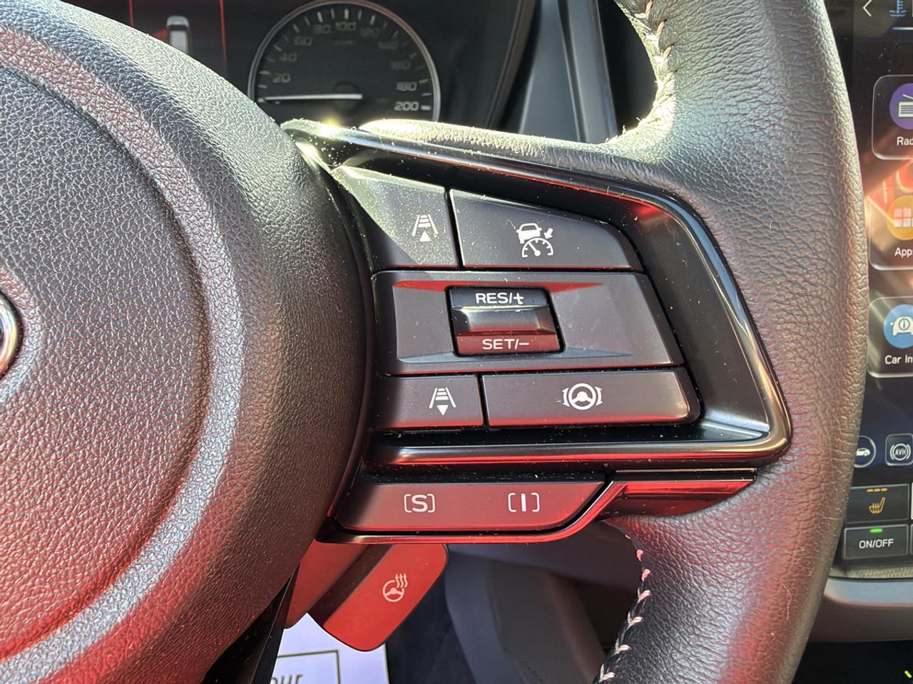 2025 Subaru Forester TOURING Photo