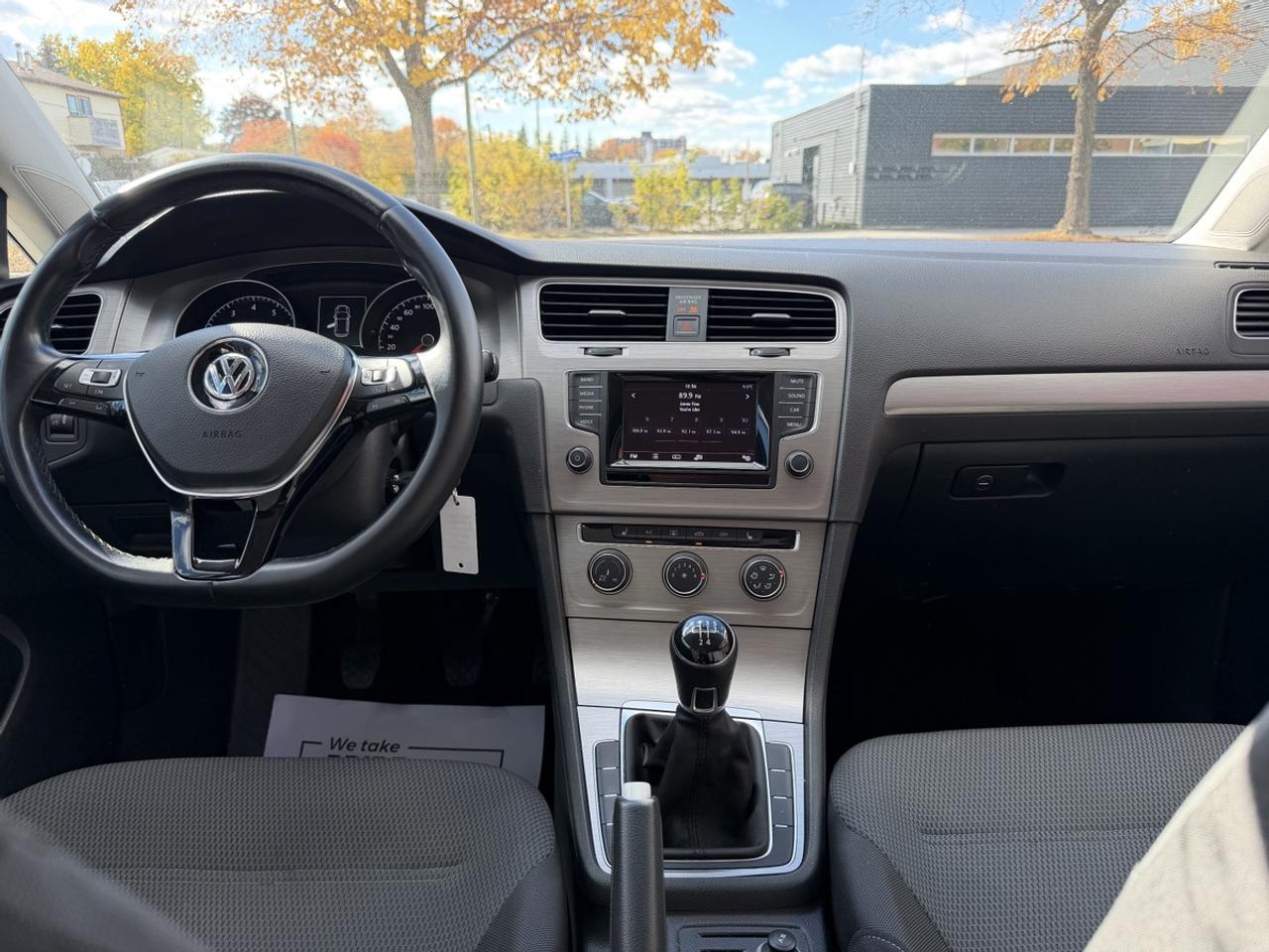 2015 Volkswagen Golf 1.8 TSI Photo