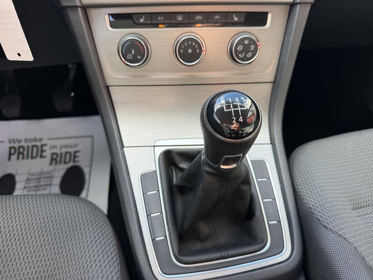 2015 Volkswagen Golf 1.8 TSI Photo