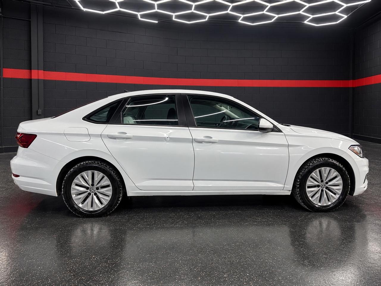 2019 Volkswagen Jetta SE Photo