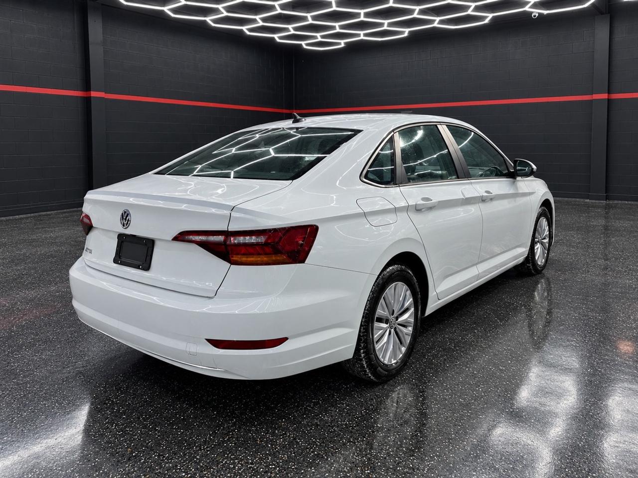 2019 Volkswagen Jetta SE Photo