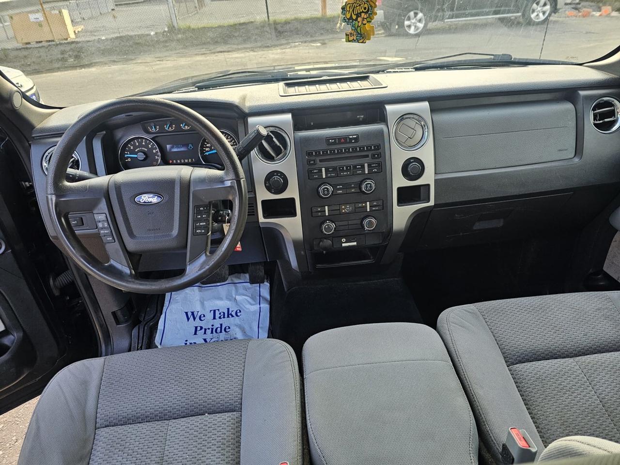 2014 Ford F-150 XLT Photo