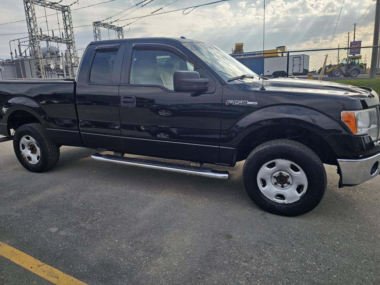 2014 Ford F-150 XLT Photo