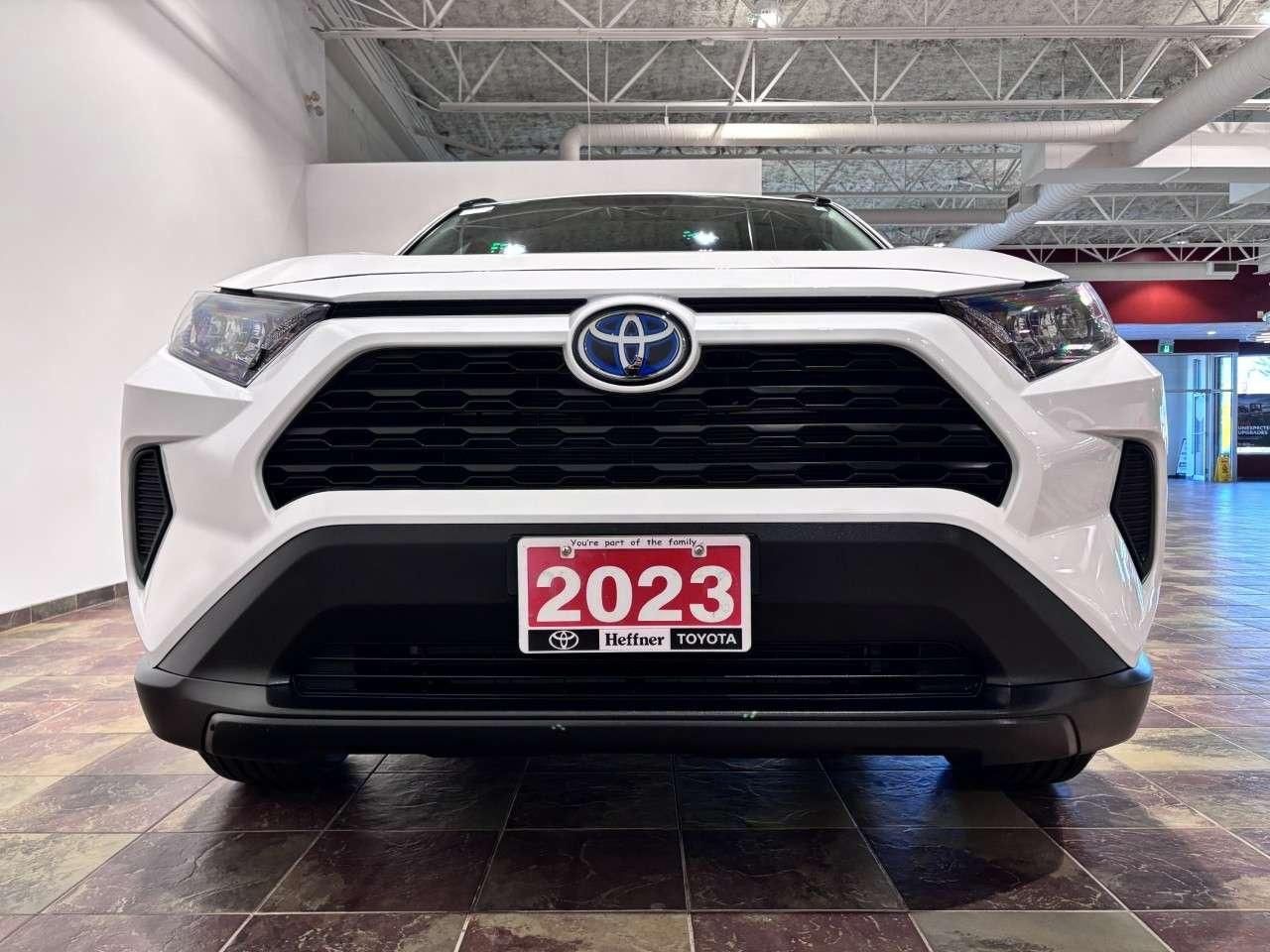2023 Toyota RAV4 Hybrid LE AWD Photo