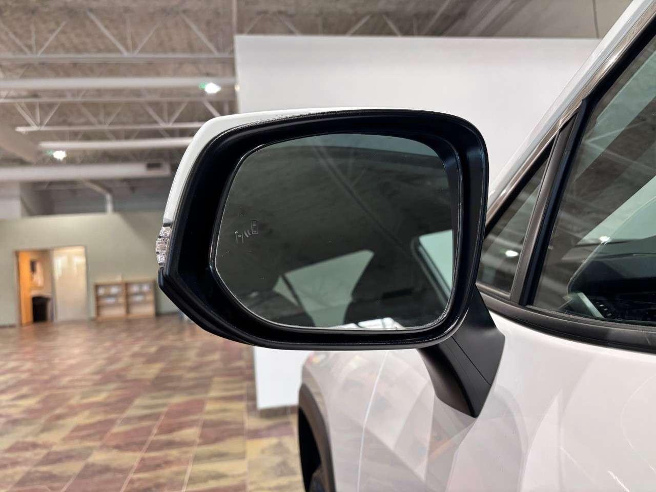 2023 Toyota RAV4 Hybrid LE AWD Photo