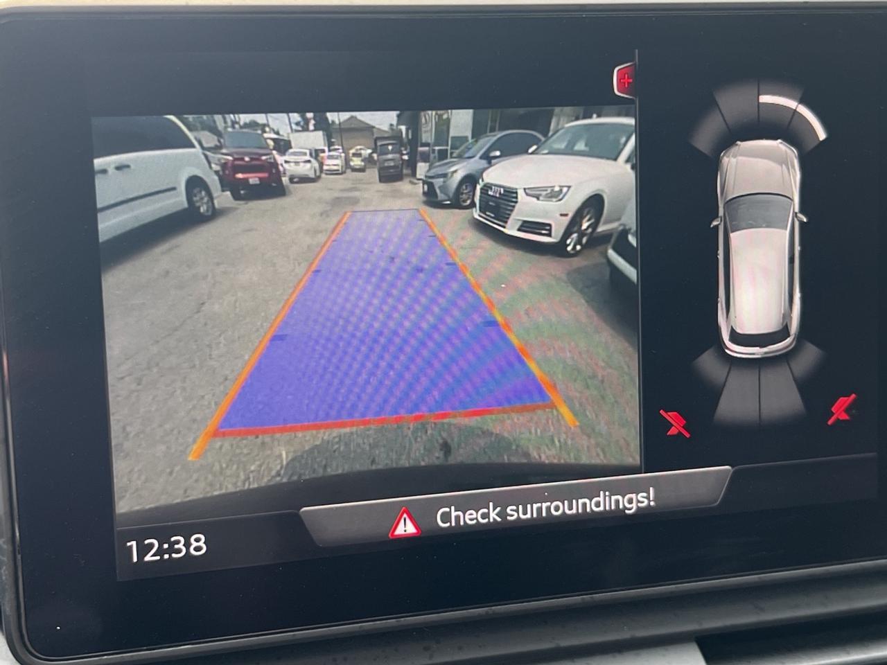 2020 Audi Q5 Premium Titanium Photo