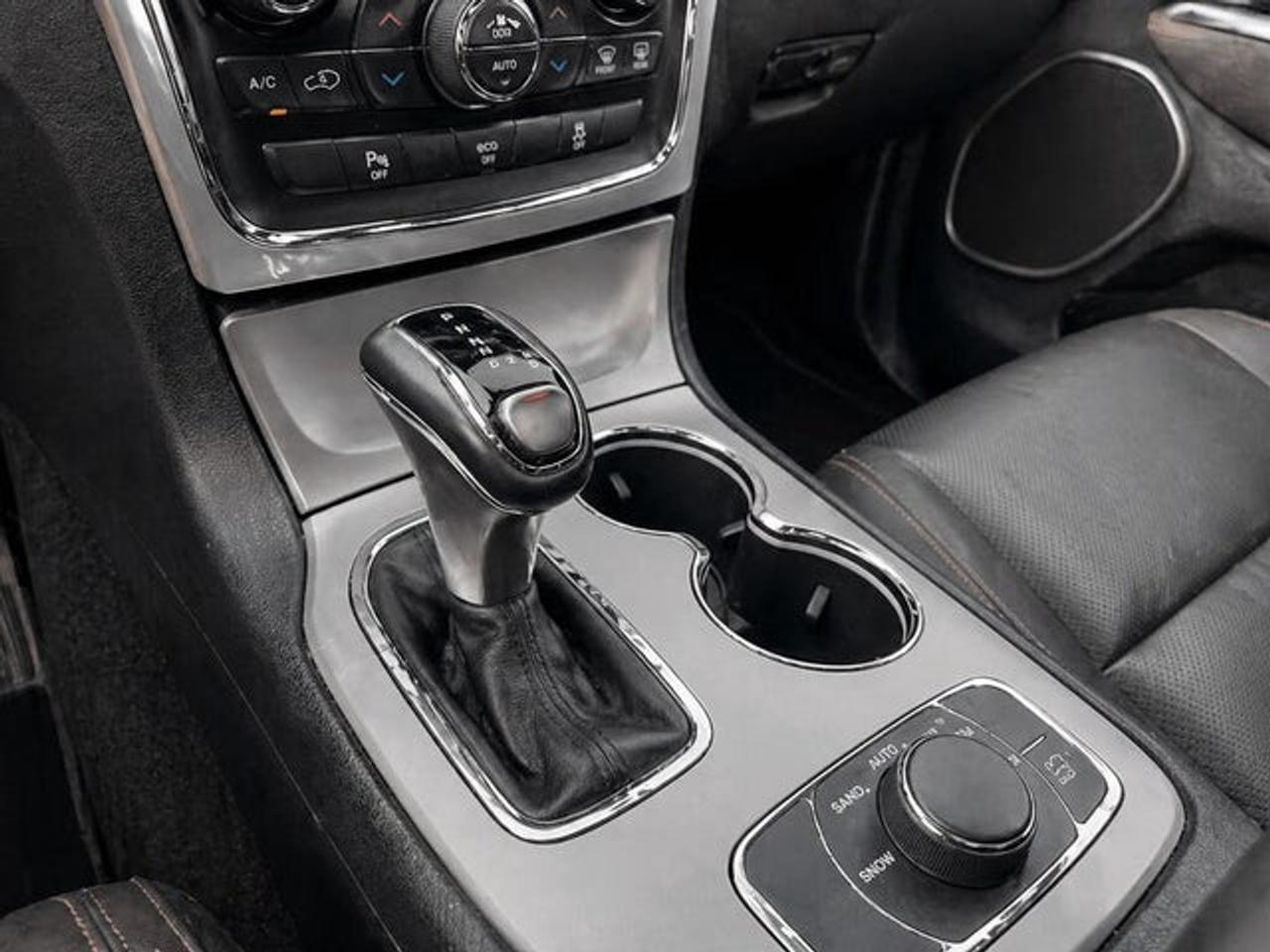 2015 Jeep Grand Cherokee Overland Diesel Photo