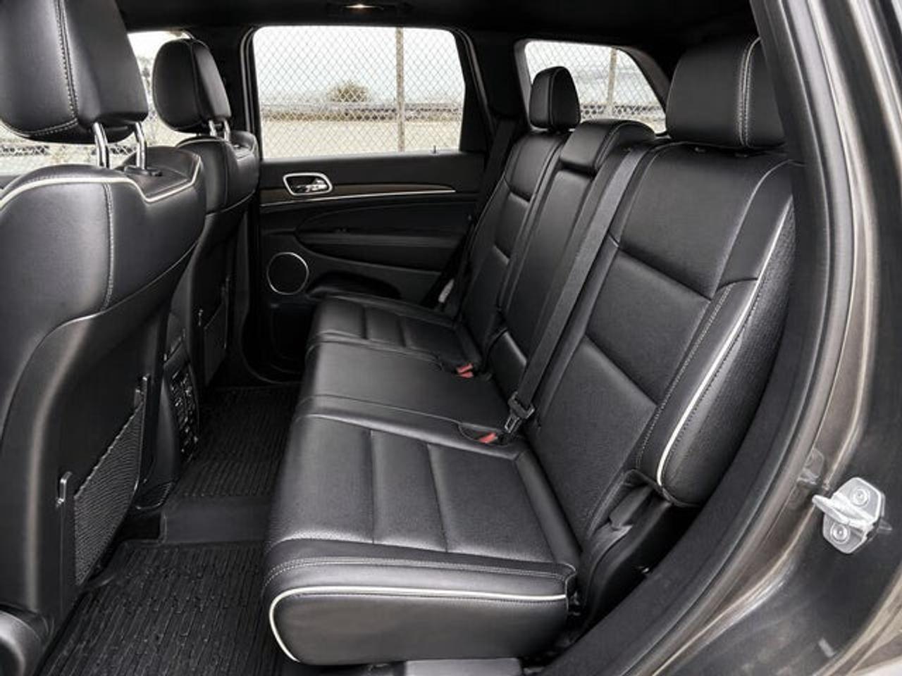2015 Jeep Grand Cherokee Overland Diesel Photo