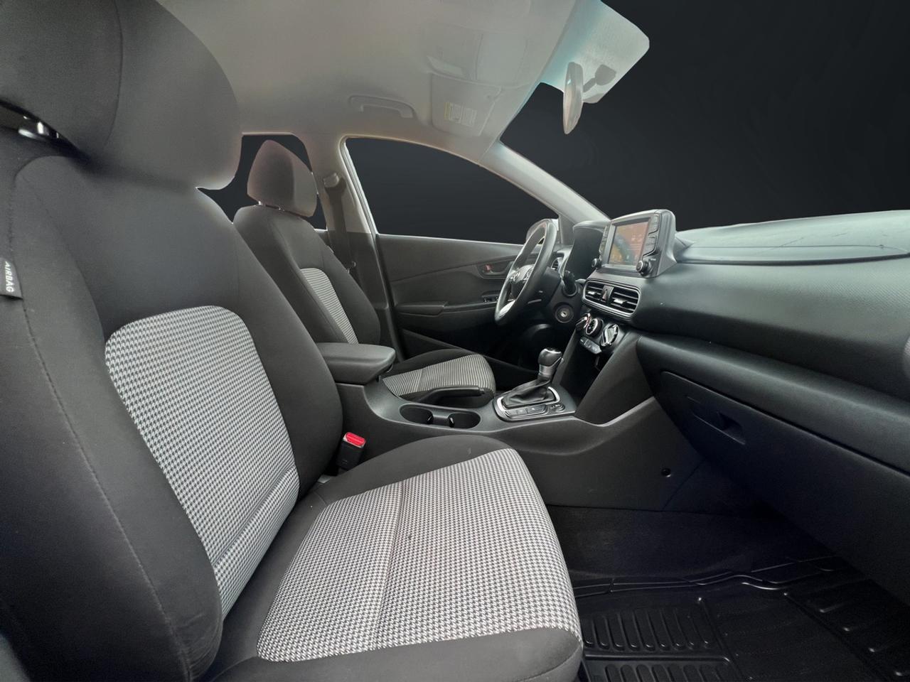 2020 Hyundai KONA Essential Photo