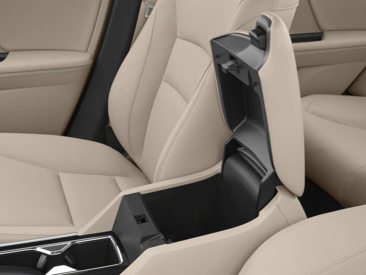 2017 Honda Accord Touring Photo