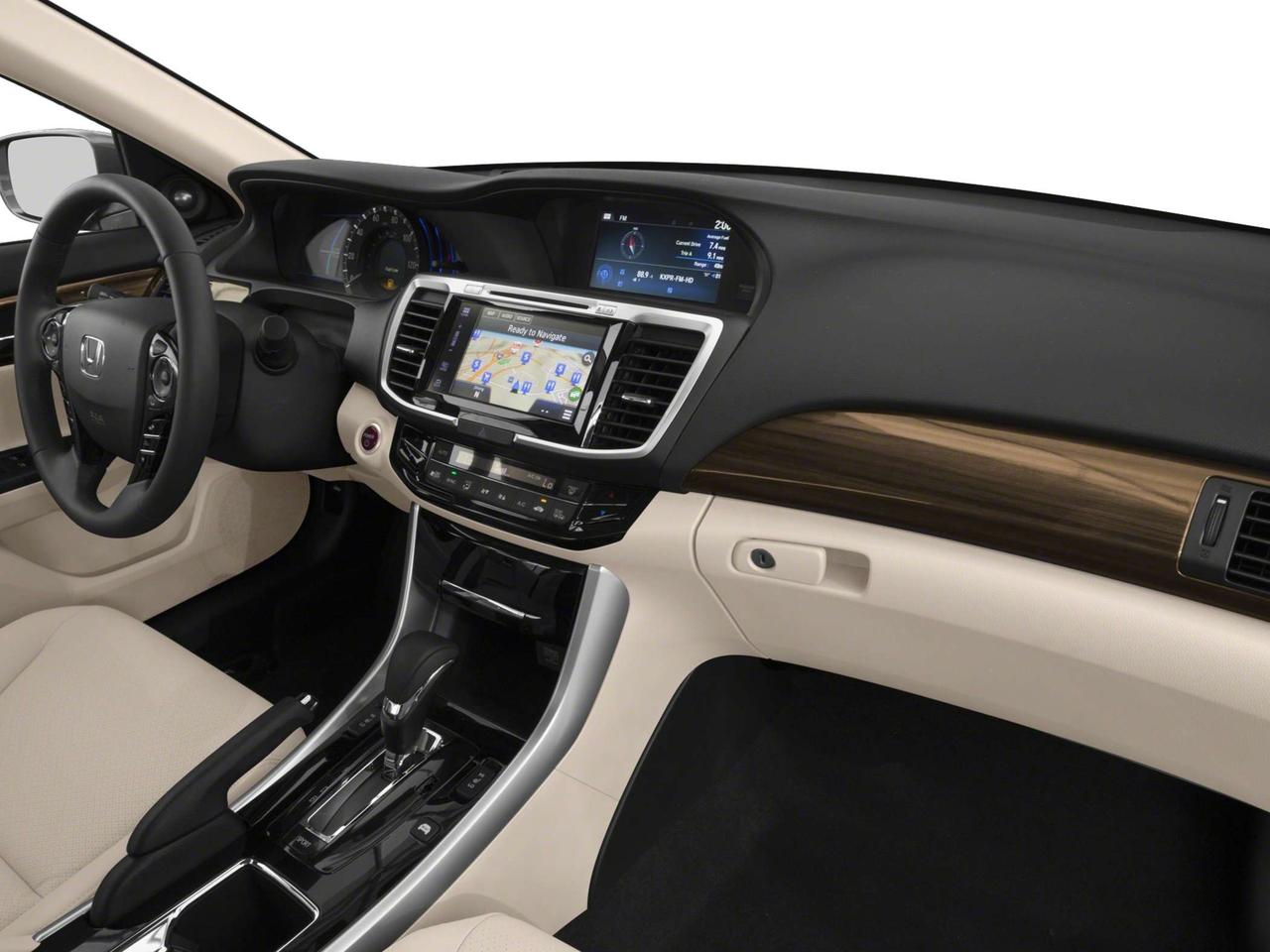 2017 Honda Accord Touring Photo