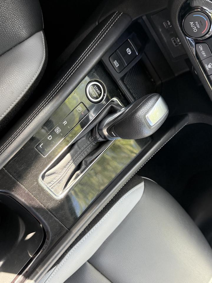 2022 Nissan Kicks SR | Certified | Remote Starter Photo