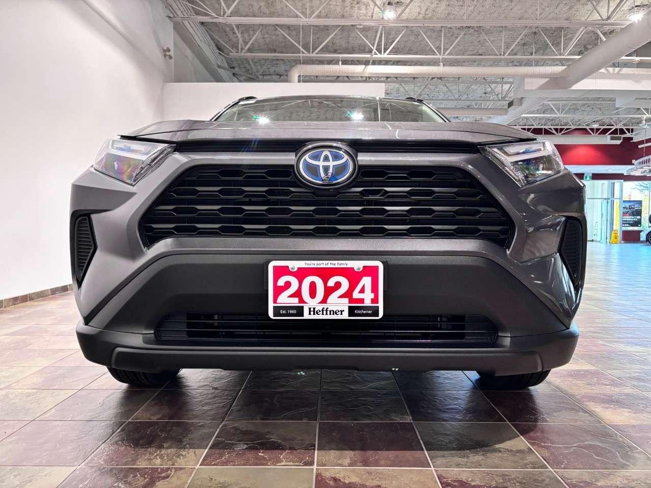 2024 Toyota RAV4 Hybrid XLE AWD Photo