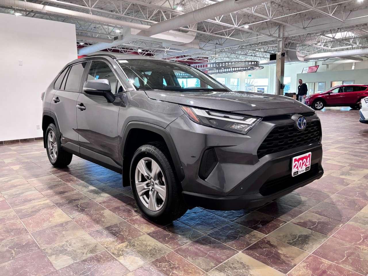 2024 Toyota RAV4 Hybrid XLE AWD Photo