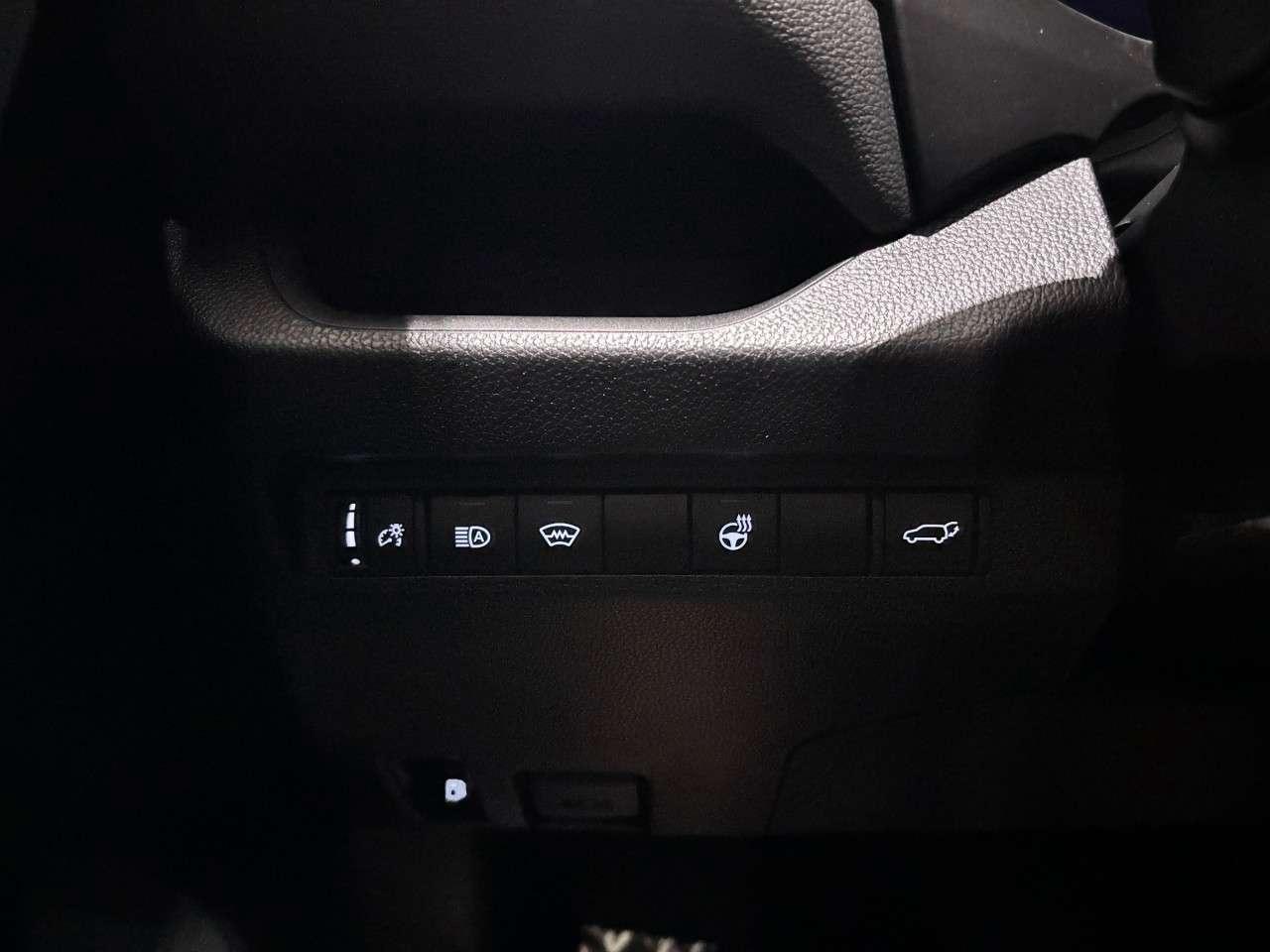 2024 Toyota RAV4 Hybrid XLE AWD Photo