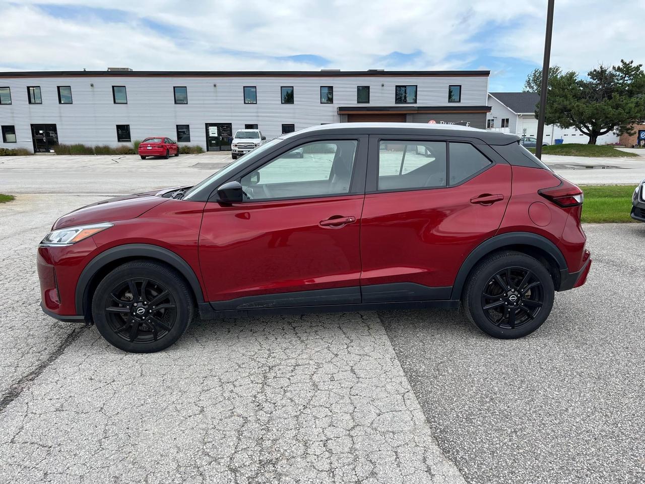 2023 Nissan Kicks SV 4dr Front-Wheel Drive Photo