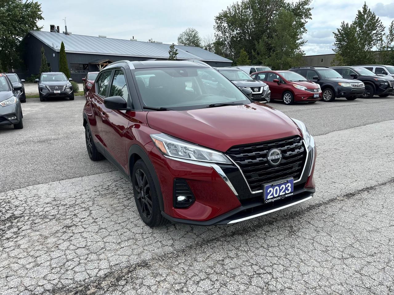 2023 Nissan Kicks SV 4dr Front-Wheel Drive Photo0