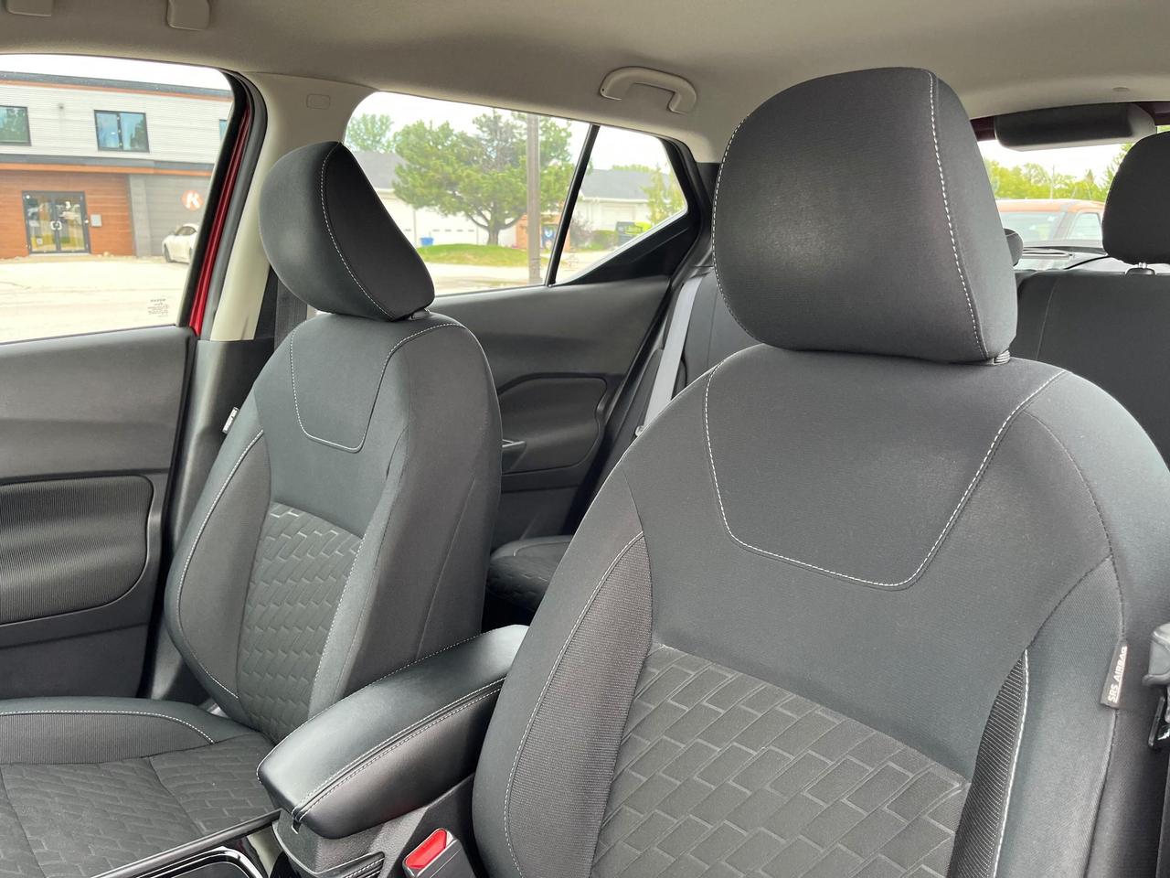 2023 Nissan Kicks SV 4dr Front-Wheel Drive Photo