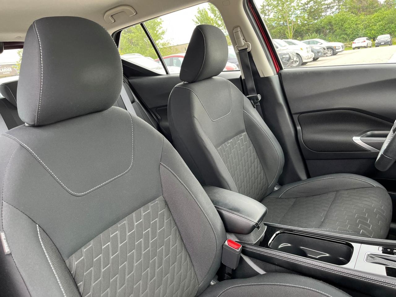 2023 Nissan Kicks SV 4dr Front-Wheel Drive Photo
