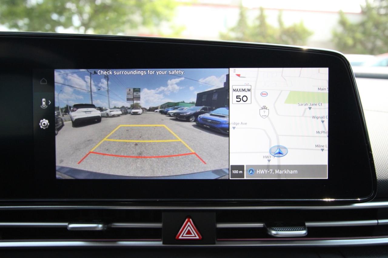 2023 Hyundai Elantra LUXURY - ONE OWNER LOW KMS Photo