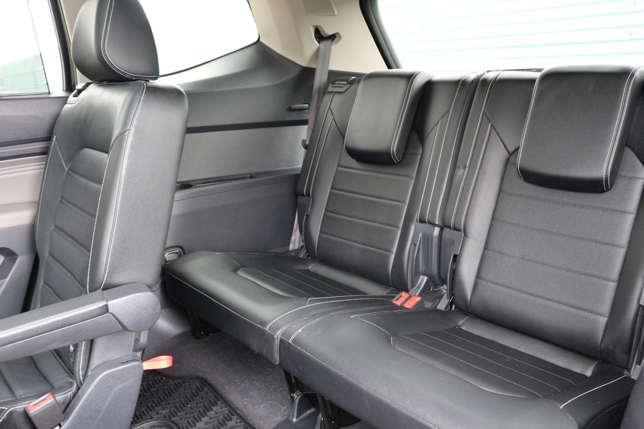 2023 Volkswagen Atlas SEL Photo