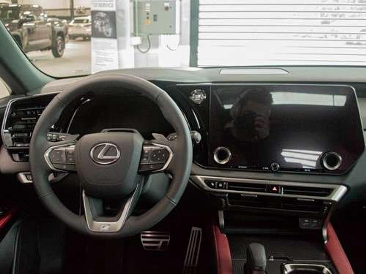 2024 Lexus RX 350 F SPORT 3 Photo