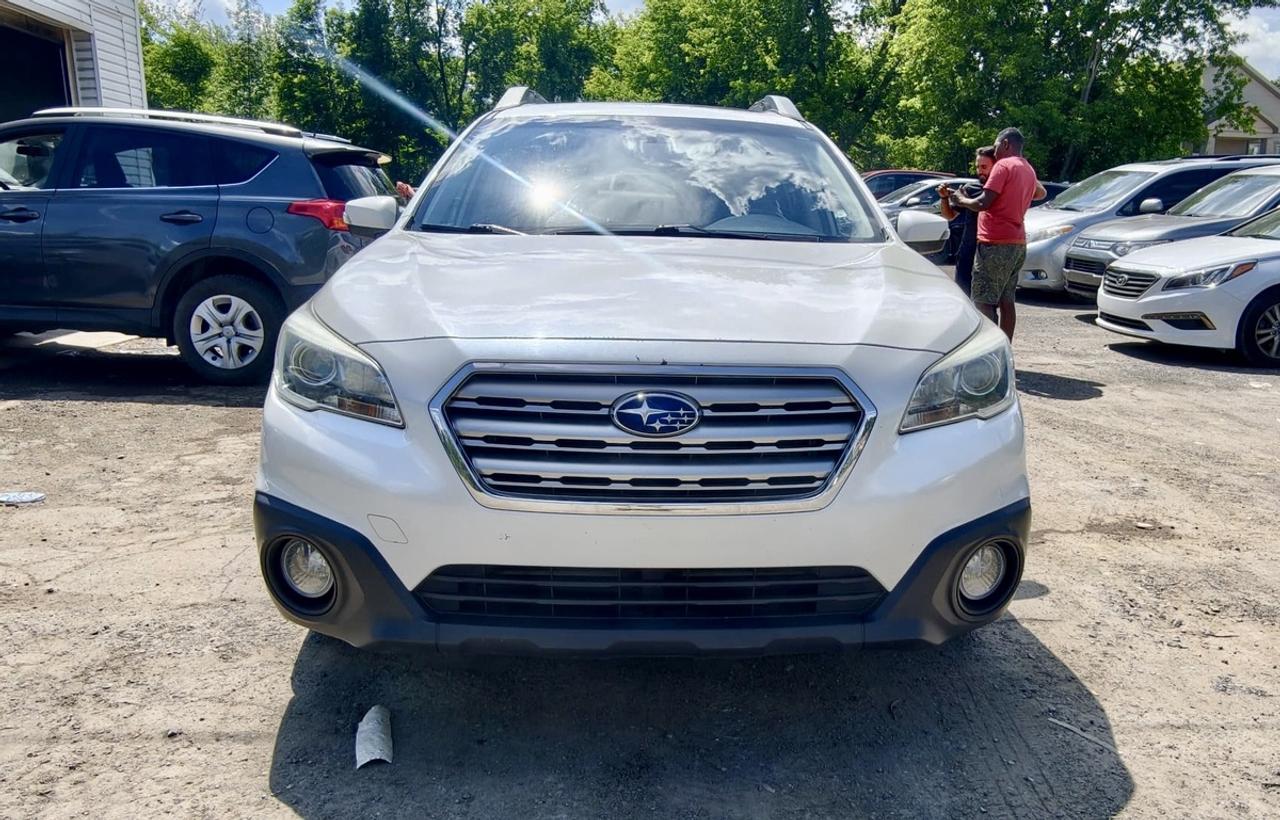 2015 Subaru Outback LIMITED Photo