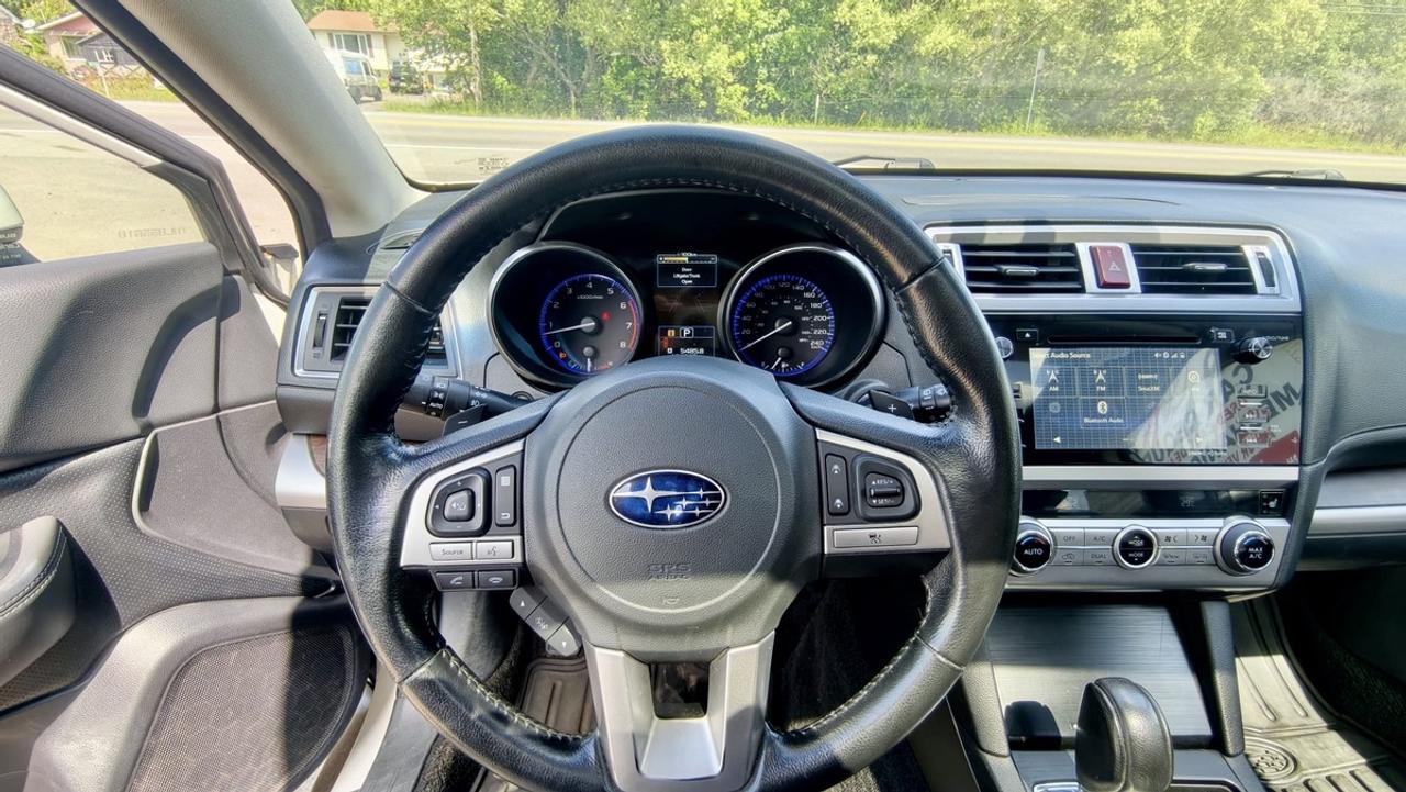 2015 Subaru Outback LIMITED Photo