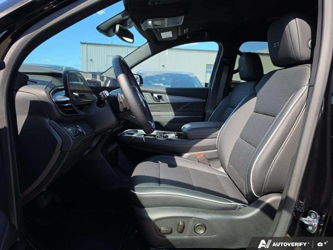 2025 Buick Enclave Sport Touring Photo