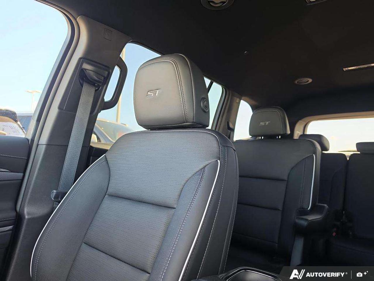 2025 Buick Enclave Sport Touring Photo